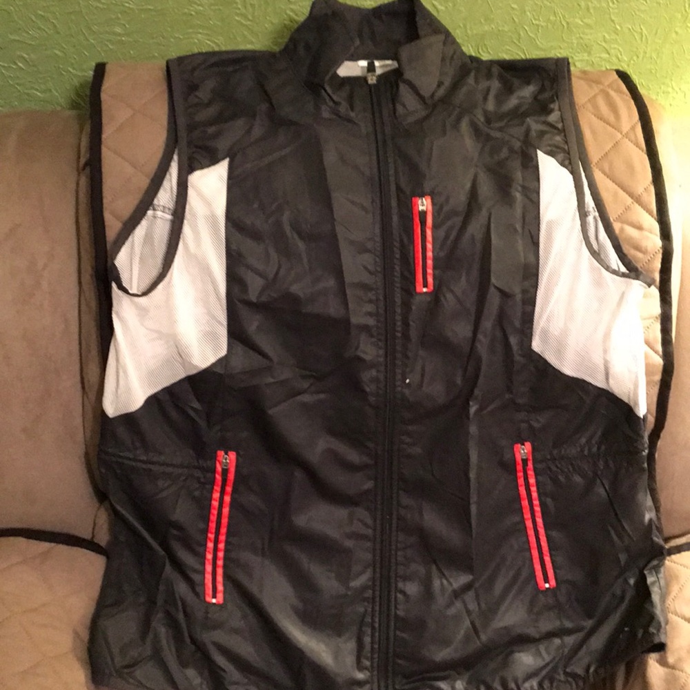 Black nylon Danskin jacket vest